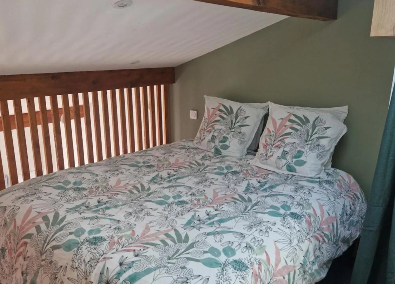 Appartement Pour 4 Avec Terrasse Chanos-Curson